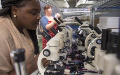 Lending Library in Gentilly puts Science Equipment in Teachers’ Hands